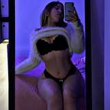 lisaax1 from onlyfans