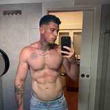 alexitops from onlyfans