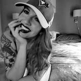 thatchickwiththehats from onlyfans