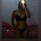 roxana.m22 from onlyfans
