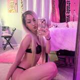 dior4ari from onlyfans